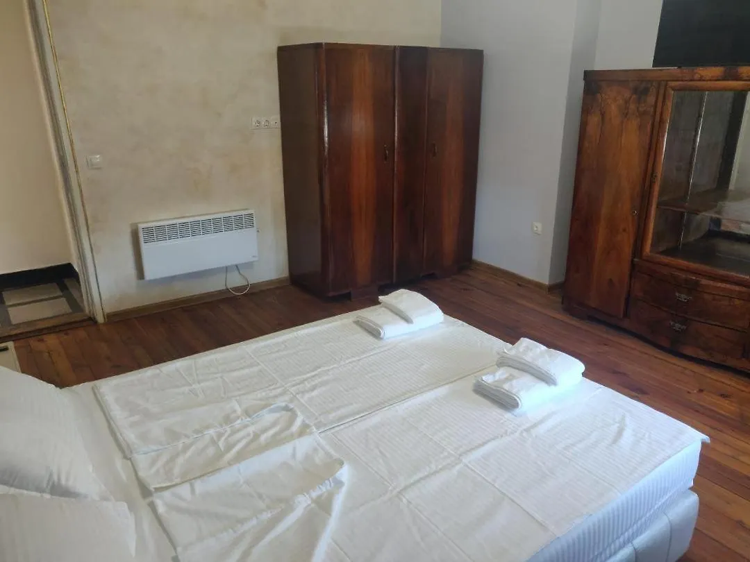 Vintage Art 3 Apartment Burgas